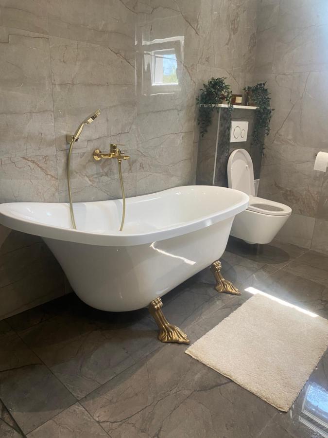 M&M Spalato Residence Солин Экстерьер фото