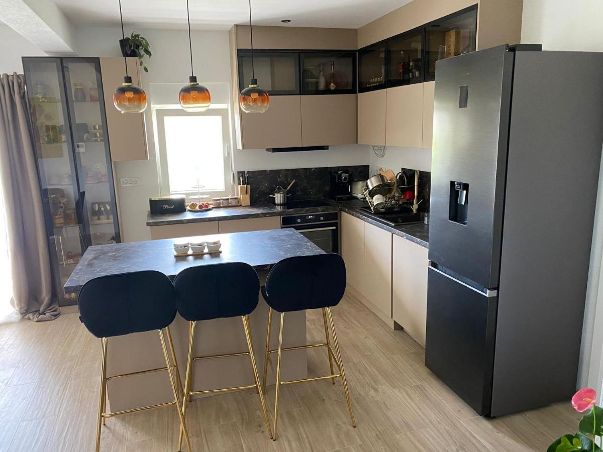 M&M Spalato Residence Солин Экстерьер фото